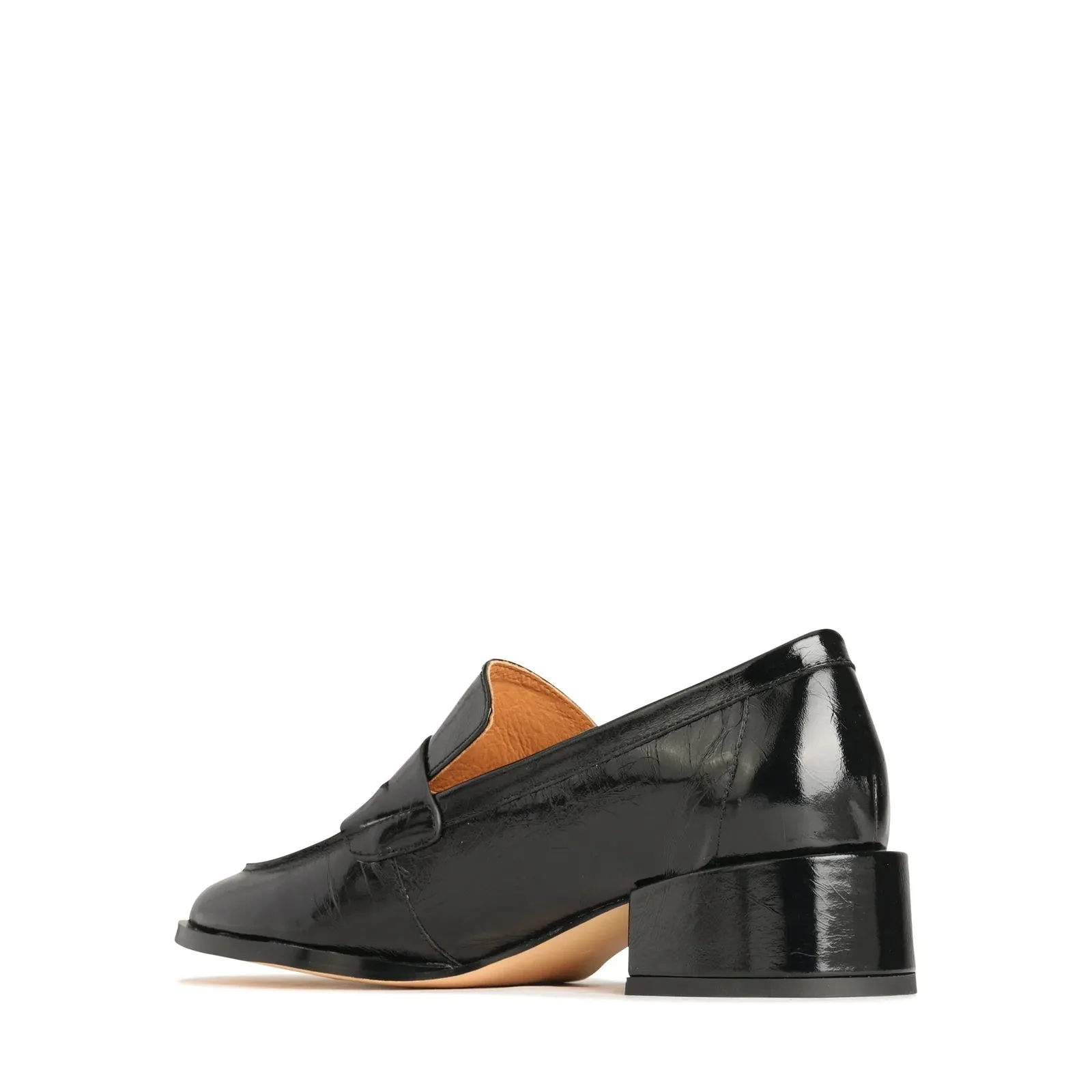 Cass Low Heeled Loafers | Black-Crinkle Leather
