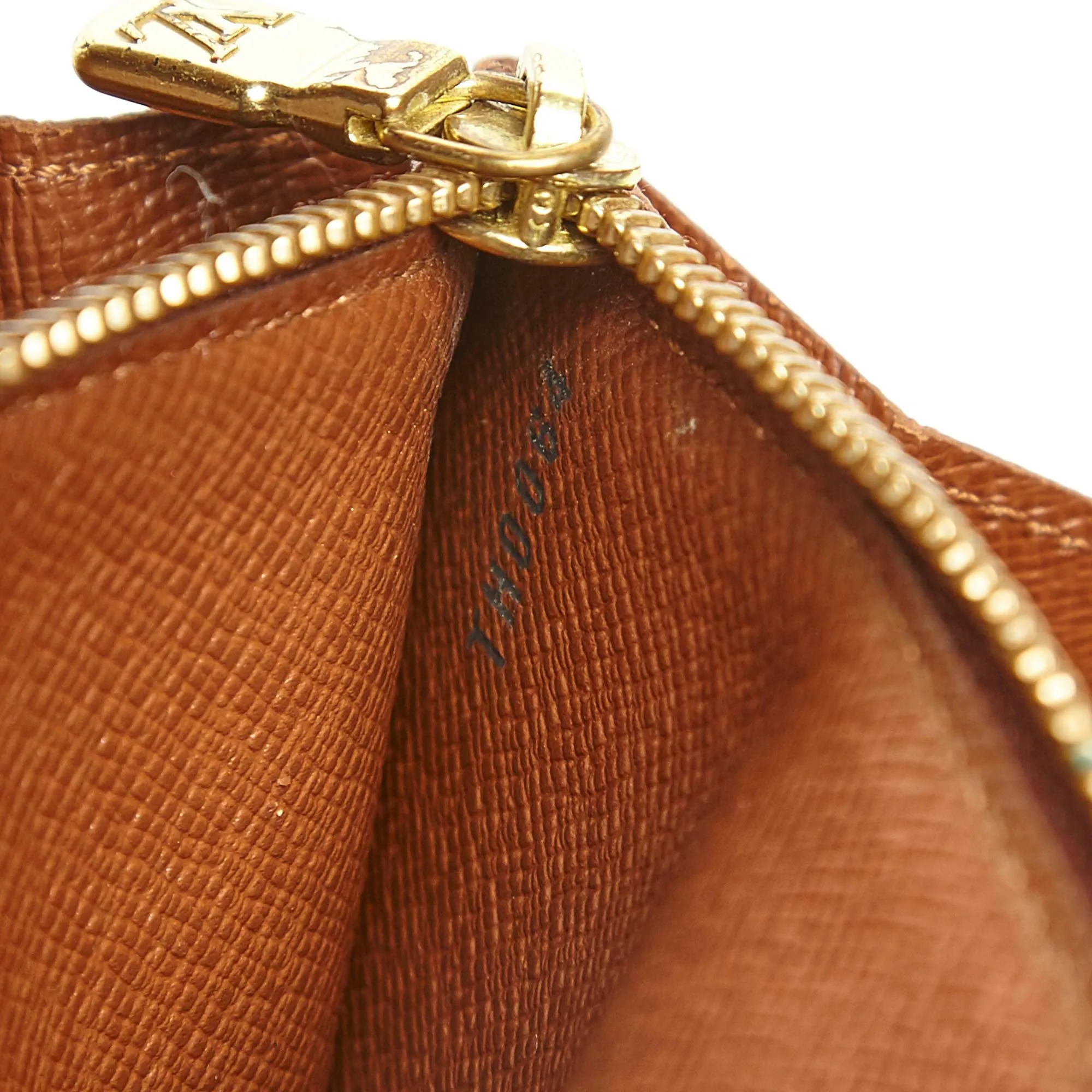 LOUIS VUITTON MONOGRAM SARAH WALLET