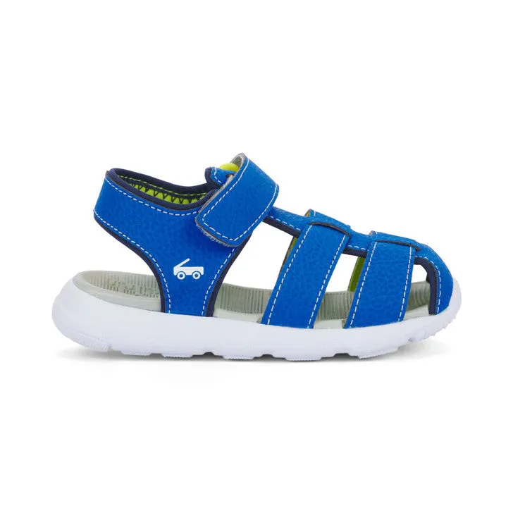 See Kai Run Cyrus IV FlexiRun | Blue/Lime Sandals (Water-friendly)