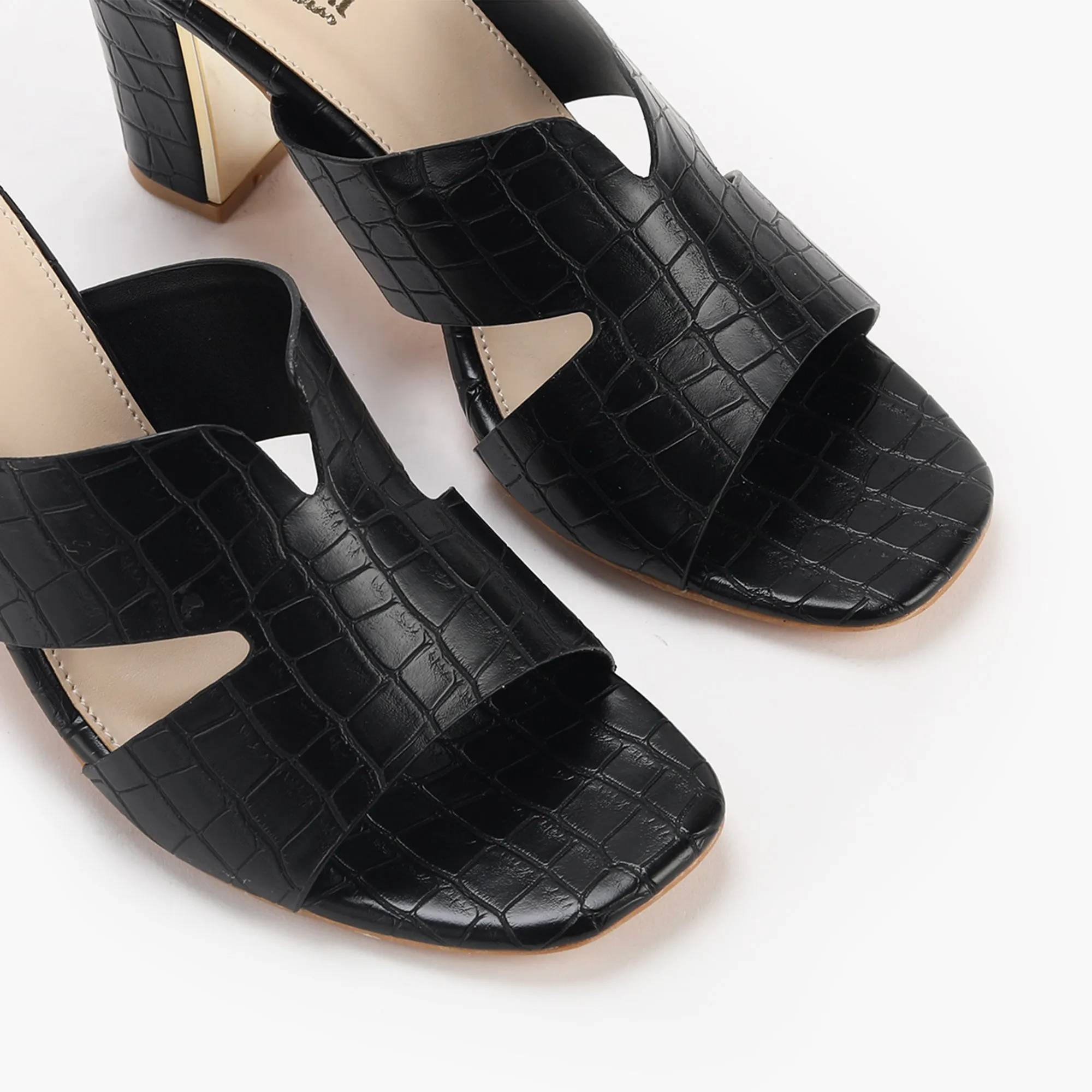 Symmetrical Strap Croc Print Sandals